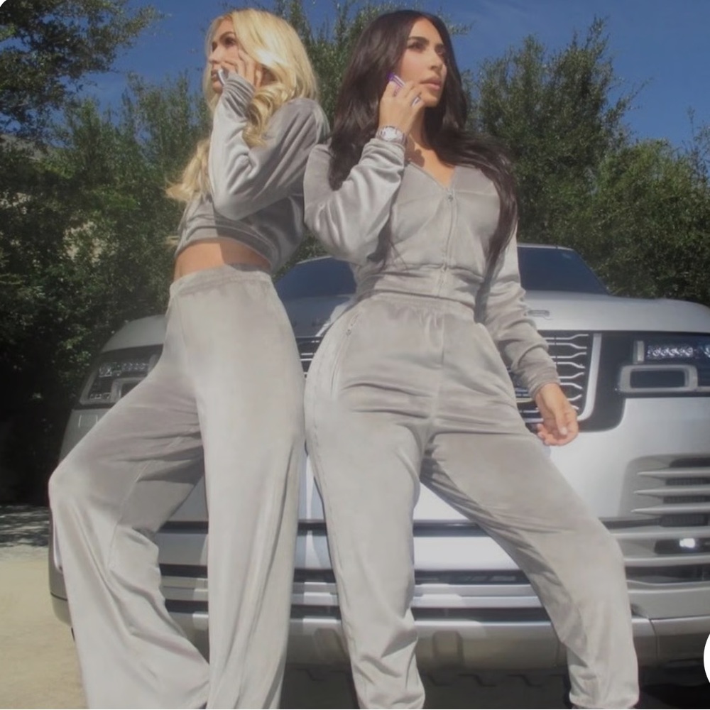 SKIMS Gray Pants & Jumpsuit Set - Picture 2 of 4